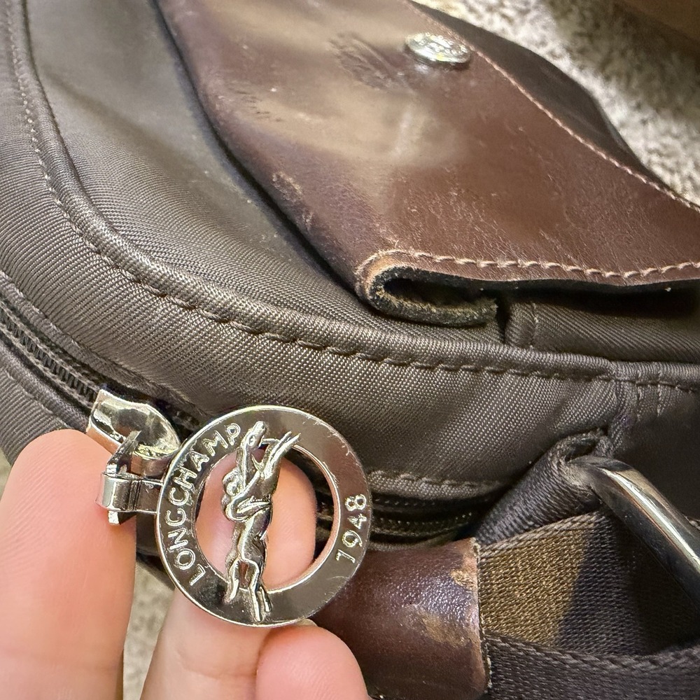 Longchamp Brown Nylon Crossbody Bag. Logo Strap. Leather Flap - Picture 4 of 9